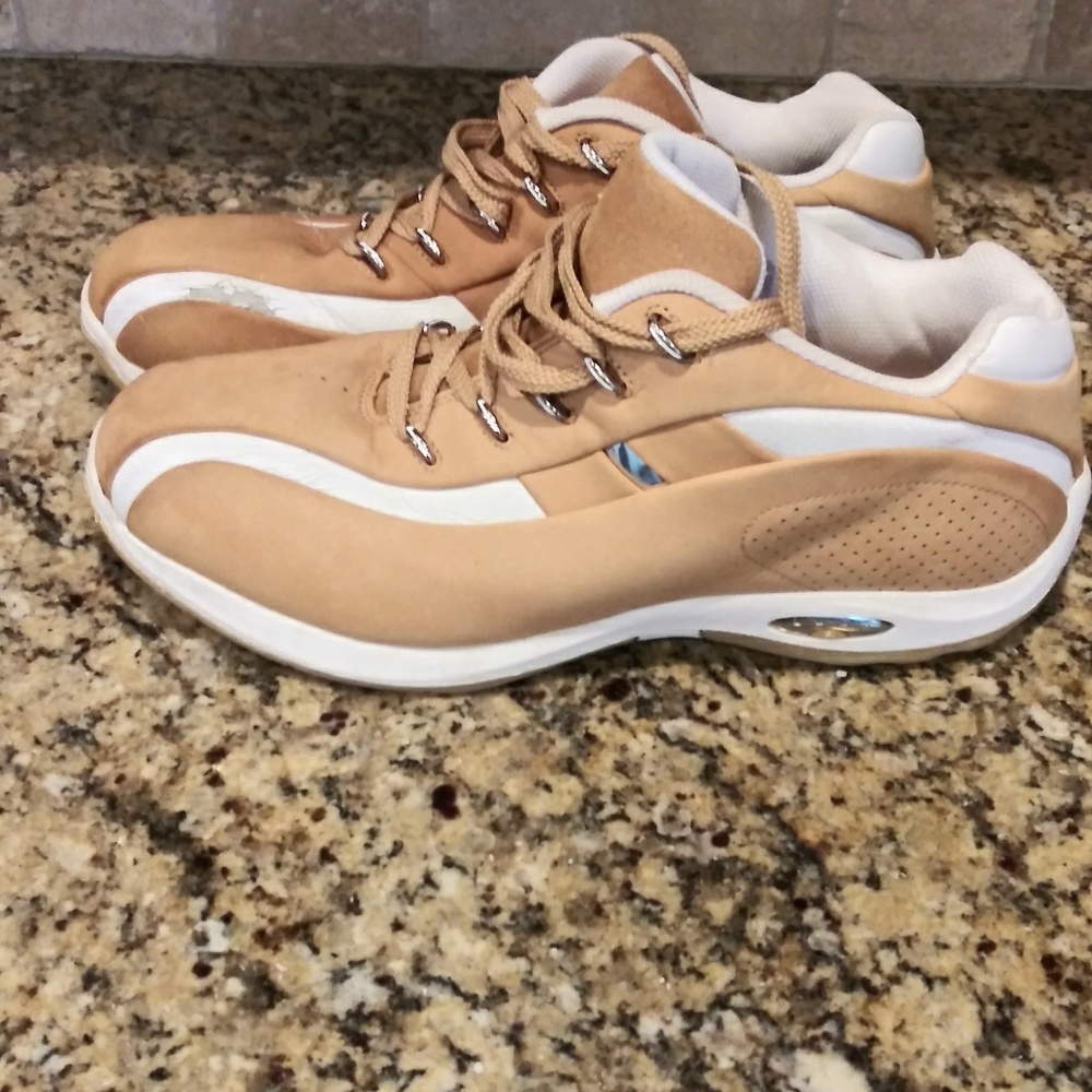 Lugz